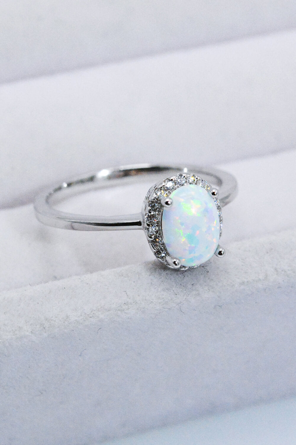 Gaia 925 Sterling Silver 4-Prong Opal Ring